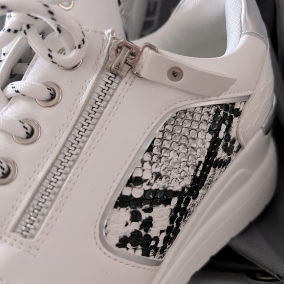 NINETY UNION SPARKLE SILVER WEDGE SNEAKER ATHLETIC SHOE Like new - Picture 7 of 14